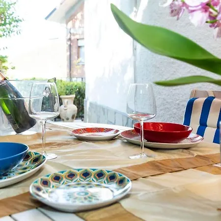 아파트 Relax A Due Passi Dal Mare